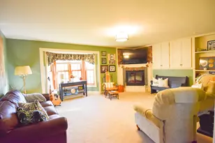 639 N 4th St, Warren, MN 56762 - Photo 31