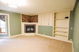639 N 4th St, Warren, MN 56762 - Photo 15
