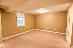 639 N 4th St, Warren, MN 56762 - Photo 49