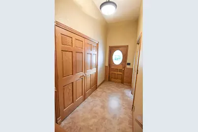 639 N 4th Street, Warren, MN 56762 - Photo 5