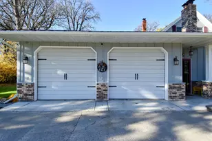 639 N 4th St, Warren, MN 56762 - Photo 59