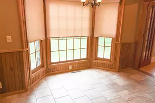 639 N 4th St, Warren, MN 56762 - Photo 29