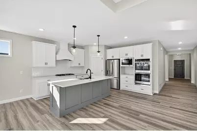 924 Yellowcrest Street SW, Delano, MN 55328 - Photo 13