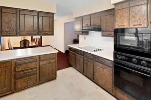 2009 E 86 1/2 St, Bloomington, MN 55425 - Photo 21