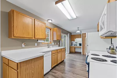 10783 Tamarack Circle NW, Coon Rapids, MN 55433 - Photo 11