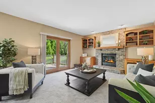 9220 Hillside Trail S, Cottage Grove, MN 55016 - Photo 5