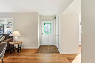 795 Hyacinth Ave E, Saint Paul, MN 55106 - Photo 3