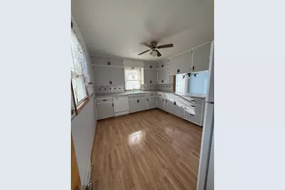 201 N Front Street, Okabena, MN 56161 - Photo 5