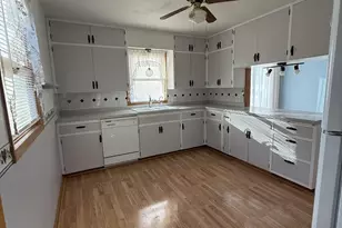 201 N Front St, Okabena, MN 56161 - Photo 5