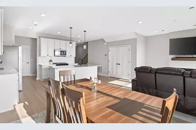 10435 Ithaca Lane N, Maple Grove, MN 55369 - Photo 7