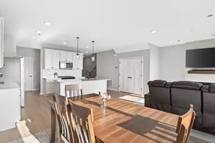 10435 Ithaca Ln N, Maple Grove, MN 55369 - Photo 7