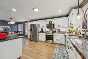 200 121st Ave NW, Coon Rapids, MN 55448 - Photo 11