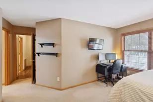 17155 Sandy Ln, Minnetonka, MN 55345 - Photo 17