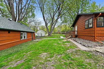 87 Juniper Street, Mahtomedi, MN 55115 - Photo 23