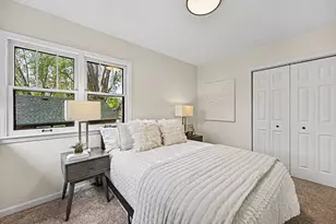 87 Juniper St, Mahtomedi, MN 55115 - Photo 15