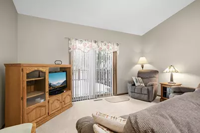 9482 Niagara Lane N, Maple Grove, MN 55369 - Photo 5