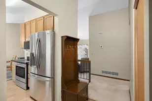 9482 Niagara Ln N, Maple Grove, MN 55369 - Photo 3