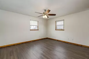 110 Todd St, Le Sueur, MN 56058 - Photo 11