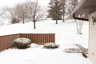 1782 Cobblestone Ct, Red Wing, MN 55066 - Photo 3