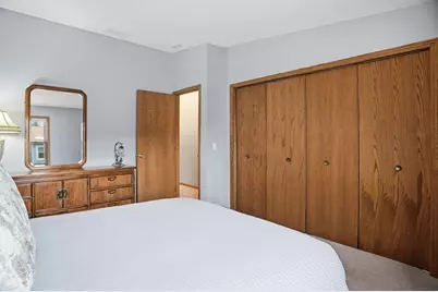 5338 Highpointe Terrace, Bloomington, MN 55437 - Photo 13