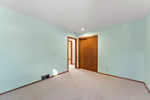 3511 Maplewood Dr, Saint Anthony, MN 55418 - Photo 29