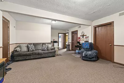 318 Broadway Avenue W, Little Falls, MN 56345 - Photo 21