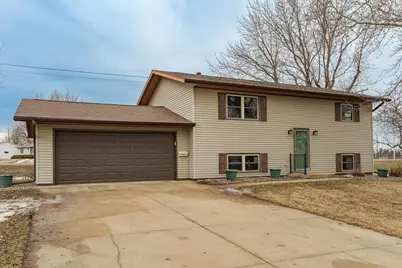 507 Meadow Lark Lane, Dodge Center, MN 55927 - Photo 1