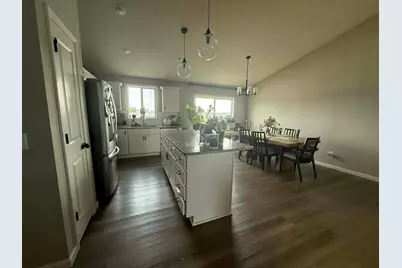 19813 English Avenue N, Forest Lake, MN 55025 - Photo 5