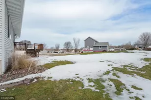 3235 W Ridge Dr, Eau Claire, WI 54703 - Photo 33