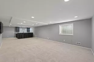 8599 Oakview Way N, Maple Grove, MN 55369 - Photo 35