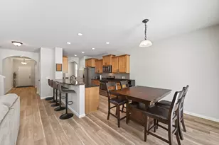 8599 Oakview Way N, Maple Grove, MN 55369 - Photo 3