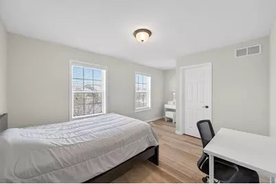 8599 Oakview Way N, Maple Grove, MN 55369 - Photo 17