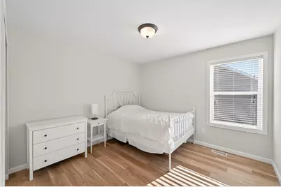 8599 Oakview Way N, Maple Grove, MN 55369 - Photo 15