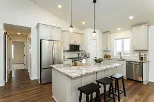 1602 21st Ave NE, Kasson, MN 55944 - Photo 3