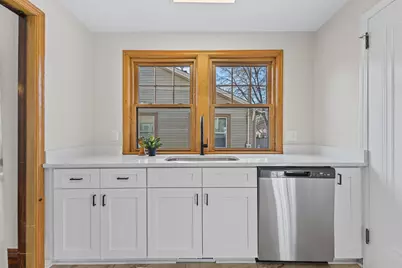 2639 Logan Avenue N, Minneapolis, MN 55411 - Photo 9