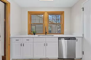 2639 Logan Ave N, Minneapolis, MN 55411 - Photo 9