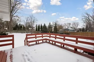 2034 Pleasant View Dr, New Brighton, MN 55112 - Photo 29