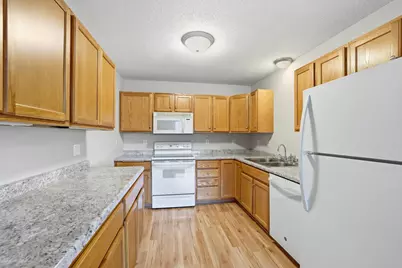 2525 Cobble Hill Court #J, Woodbury, MN 55125 - Photo 7