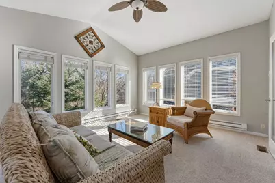 10299 Bucks Way, Eden Prairie, MN 55347 - Photo 15