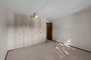 4380 Brookside Ct, Edina, MN 55436 - Photo 9