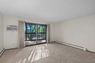 4380 Brookside Ct, Edina, MN 55436 - Photo 3