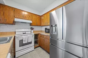 8145 Henslowe Ave S, Cottage Grove, MN 55016 - Photo 11