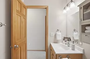 1971 Andrew Ct, Chanhassen, MN 55317 - Photo 33