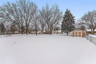 15493 Dresden Trail, Apple Valley, MN 55124 - Photo 5