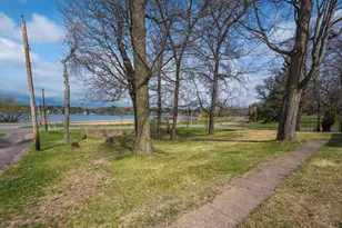 420 Wisconsin Ave, Amery, WI 54001 - Photo 3