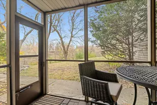 14321 Fairway Dr, Eden Prairie, MN 55344 - Photo 7