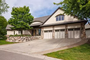 14250 Trace Ridge Rd, Wayzata, MN 55391 - Photo 3
