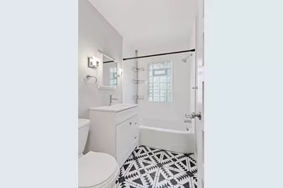 2423 Mount View Avenue, Minneapolis, MN 55405 - Photo 11