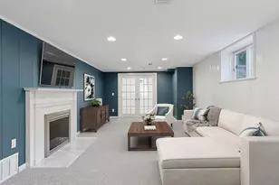 2423 Mt View Ave, Minneapolis, MN 55405 - Photo 7