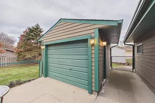 15150 Fairlawn Shores Trail SE, Prior Lake, MN 55372 - Photo 21